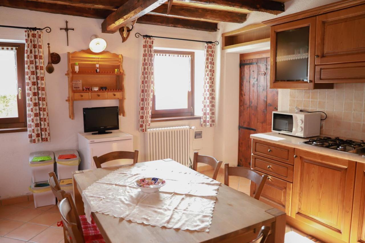 La casa del Ghiro - PARCO DOLOMITI BELLUNESI Corazzai Esterno foto